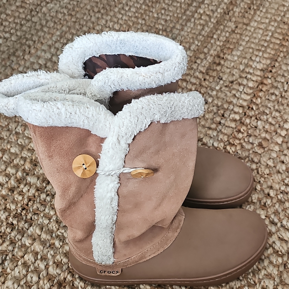 Crocs Tan Shearling-Lined Booties - image 2